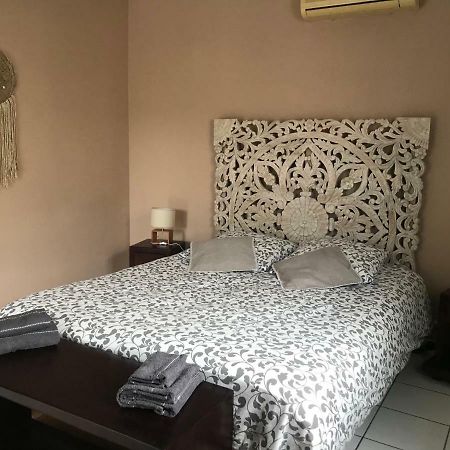 2 Chambres Avec Piscine Dans Maison Creole Saint Pierre Eksteriør billede