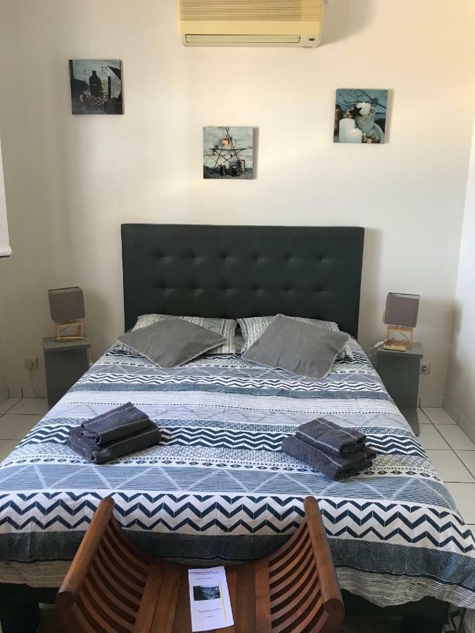 2 Chambres Avec Piscine Dans Maison Creole Saint Pierre Eksteriør billede